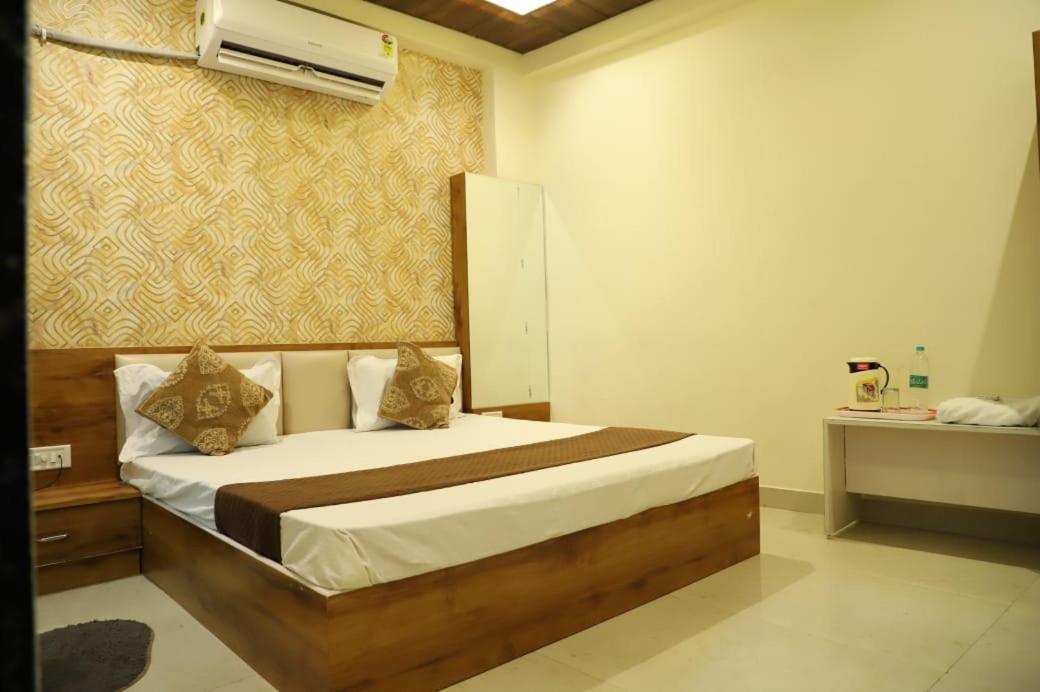 Hotel Mangal Bhog Nāthdwāra Екстериор снимка